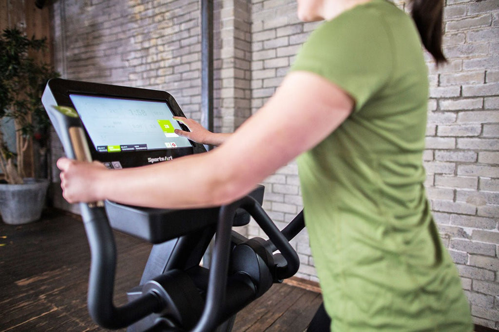 SportsArt E876 Status Elliptical with 16" Senza Touchscreen