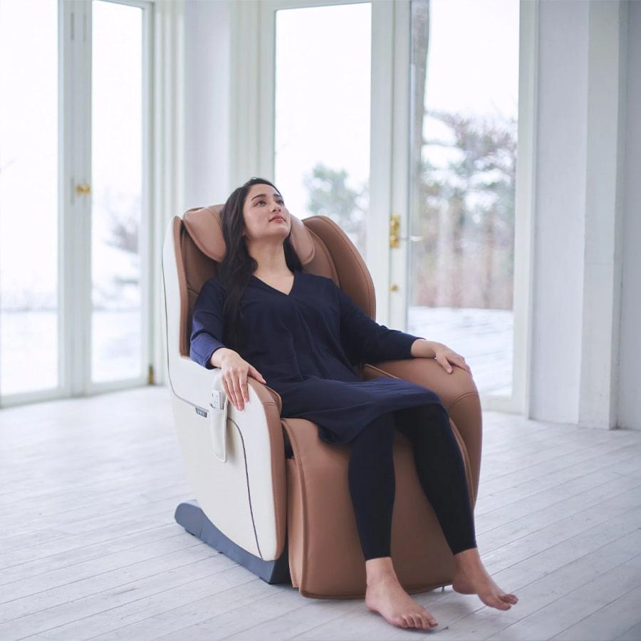 Synca Wellness CirC+ Zero Gravity SL Track Heated Massage Chair
