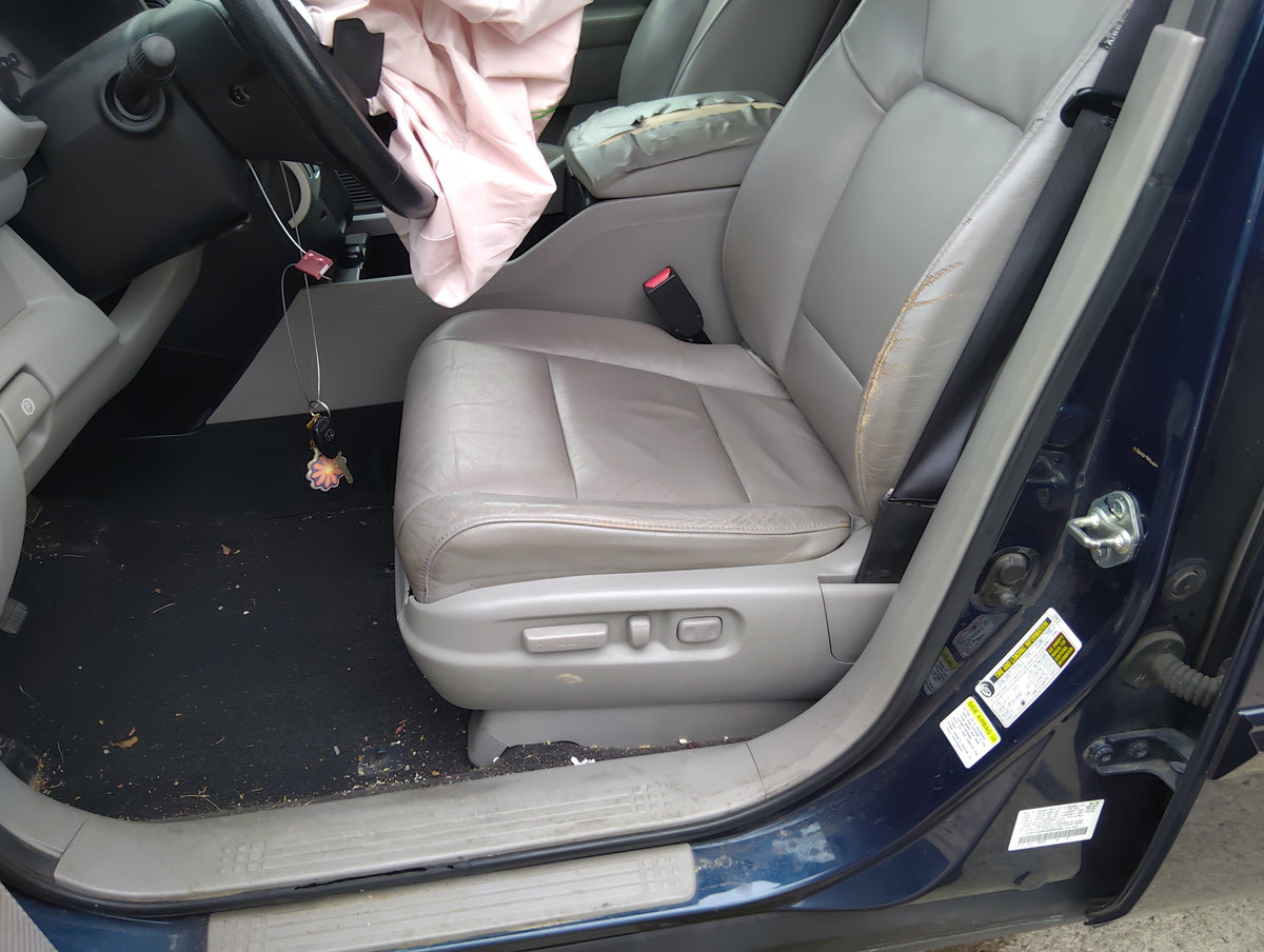 2010-2012 Honda Pilot Driver Front Seat Oem 5042826