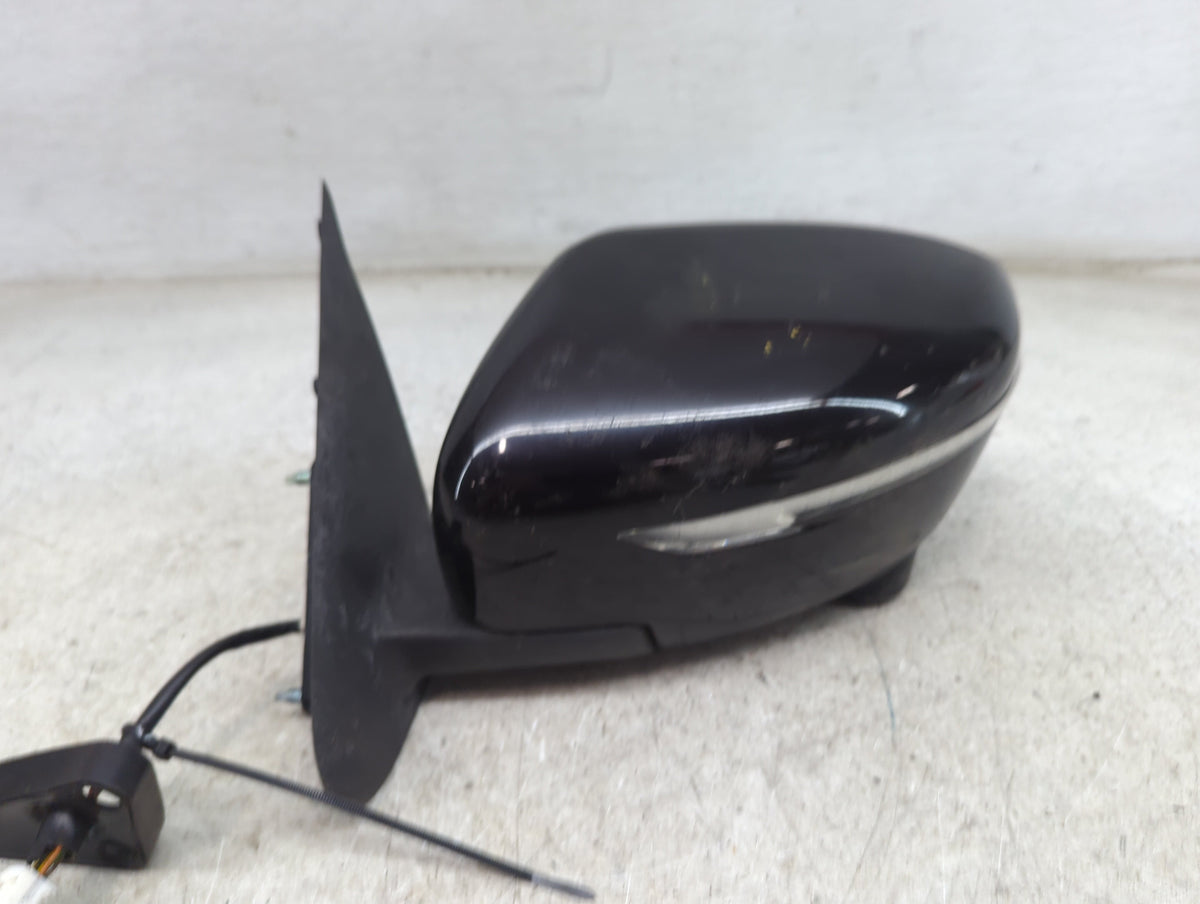 2015-2017 Nissan Juke Driver Side View Mirror - Left Door Mirror OEM Used
