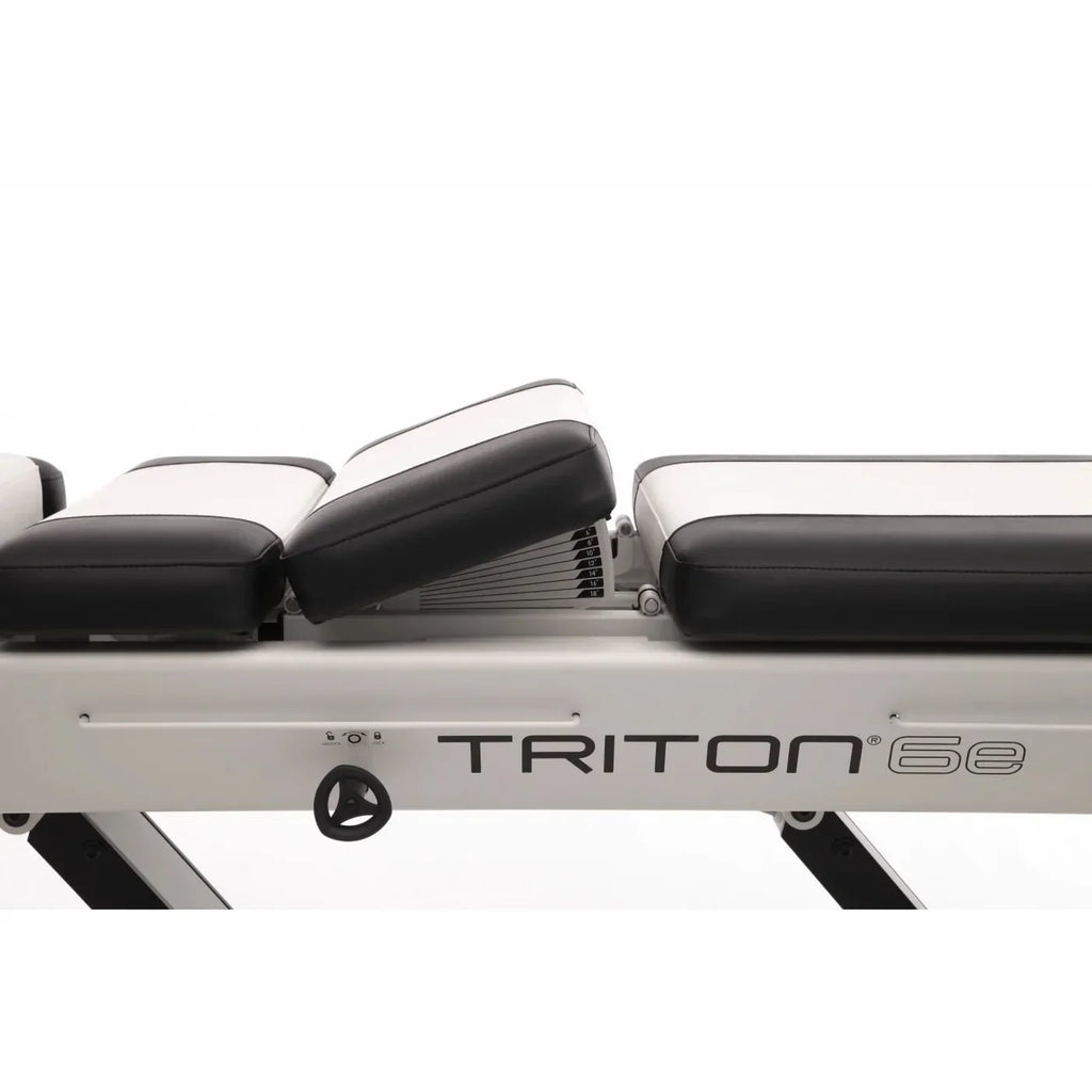 Chattanooga Triton 6E DTS, Hi-Lo Traction Table, 90.5" x 37" x 31"