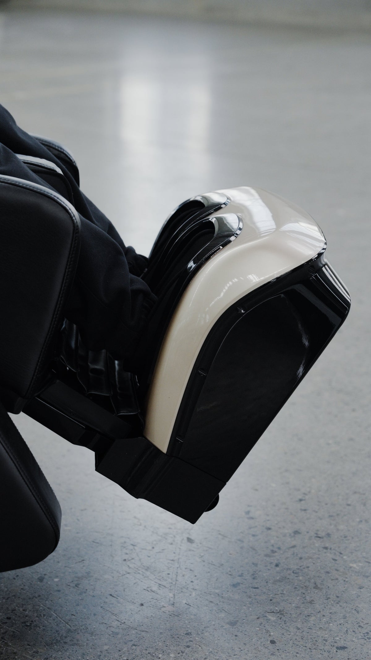 4D SL Luxury Voice Control Custom Massage Chair