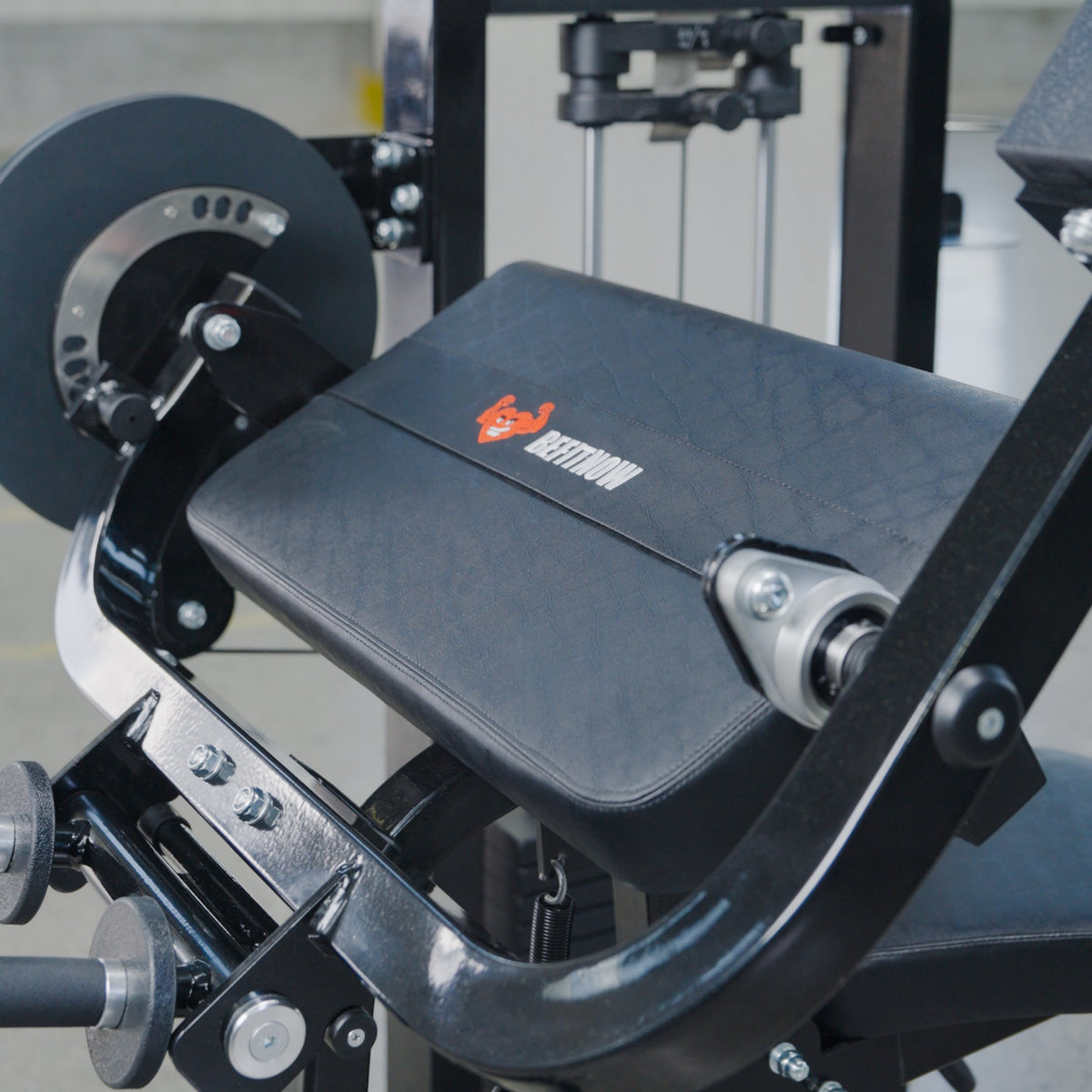 Dual Function Bicep Tricep Machine