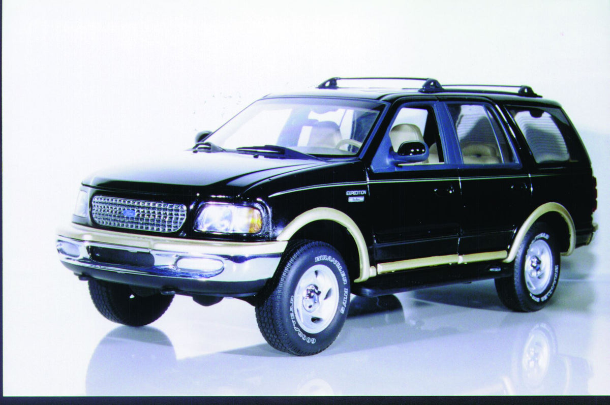 1:18 UT Models Ford Expedition Eddie Bauer (black)
