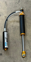 Carli Ford F250/F350 Super Duty 2017+ 4.5" Lift King Pintop 2.5 Shock Package (Standard Blue Anodizing with Blue Hoses)