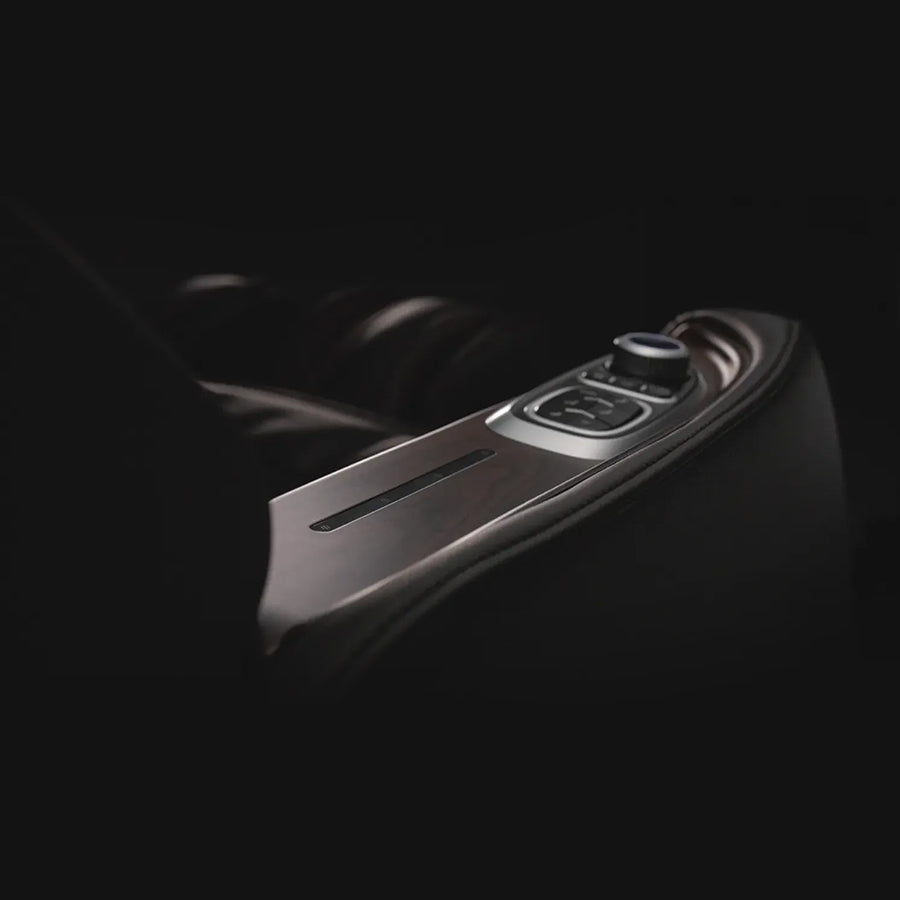 Osaki Manhattan Duo Mech 4D Massage Chair