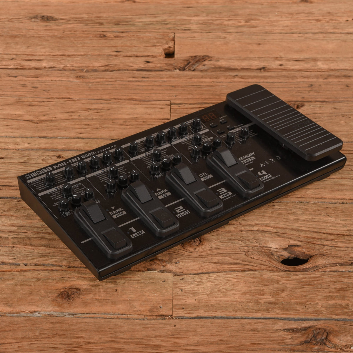 Boss ME-90
