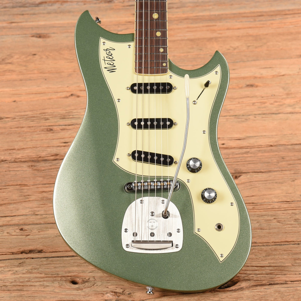 Cave & Canary Meteor Deluxe Olive Green 2023
