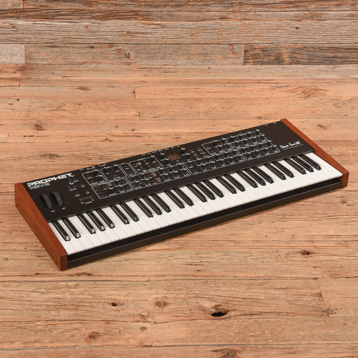 Dave Smith Instruments Prophet Rev2 61-Key 8-Voice Polyphonic Synthesizer