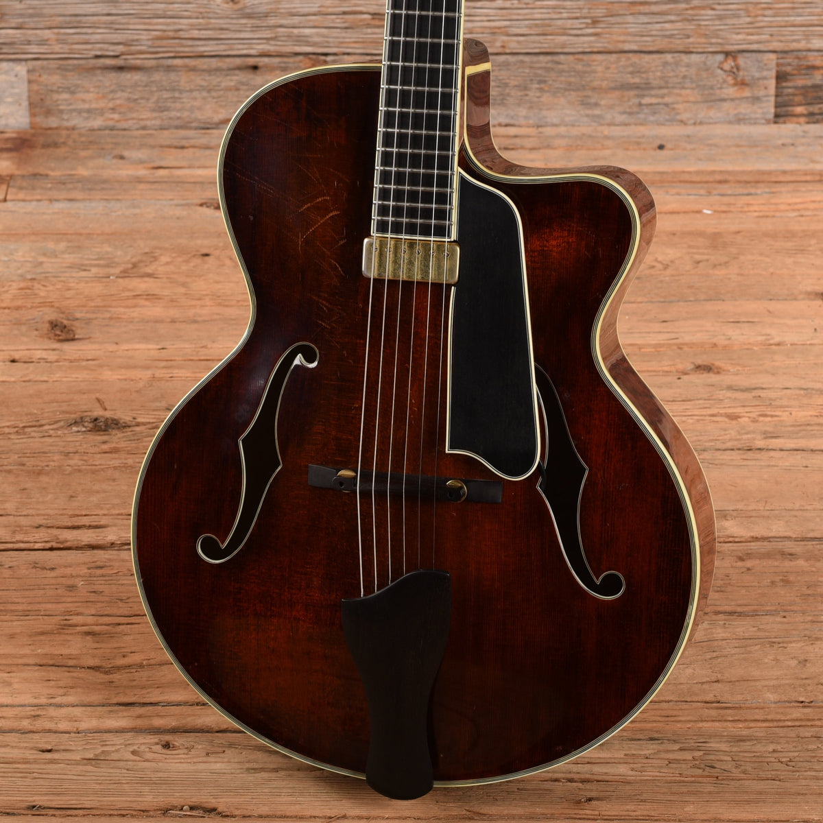 Eastman AR805CE Archtop with Kent Armstrong Floating Pickup Sunburst 2007