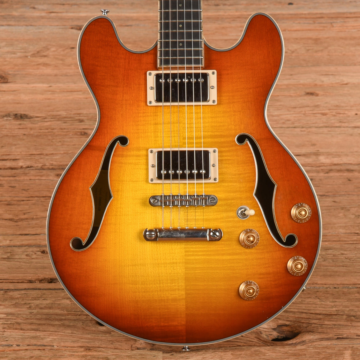 Eastman T184MX-GB Goldburst 2023