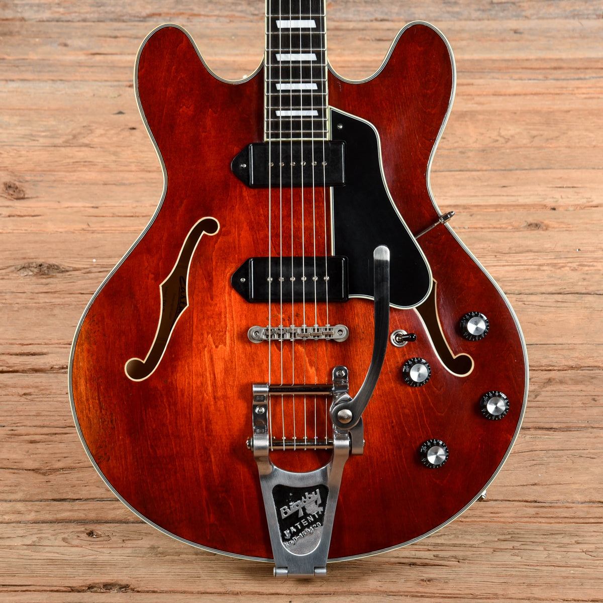 Eastman T64/V Thinline with Bigsby Classic 2022