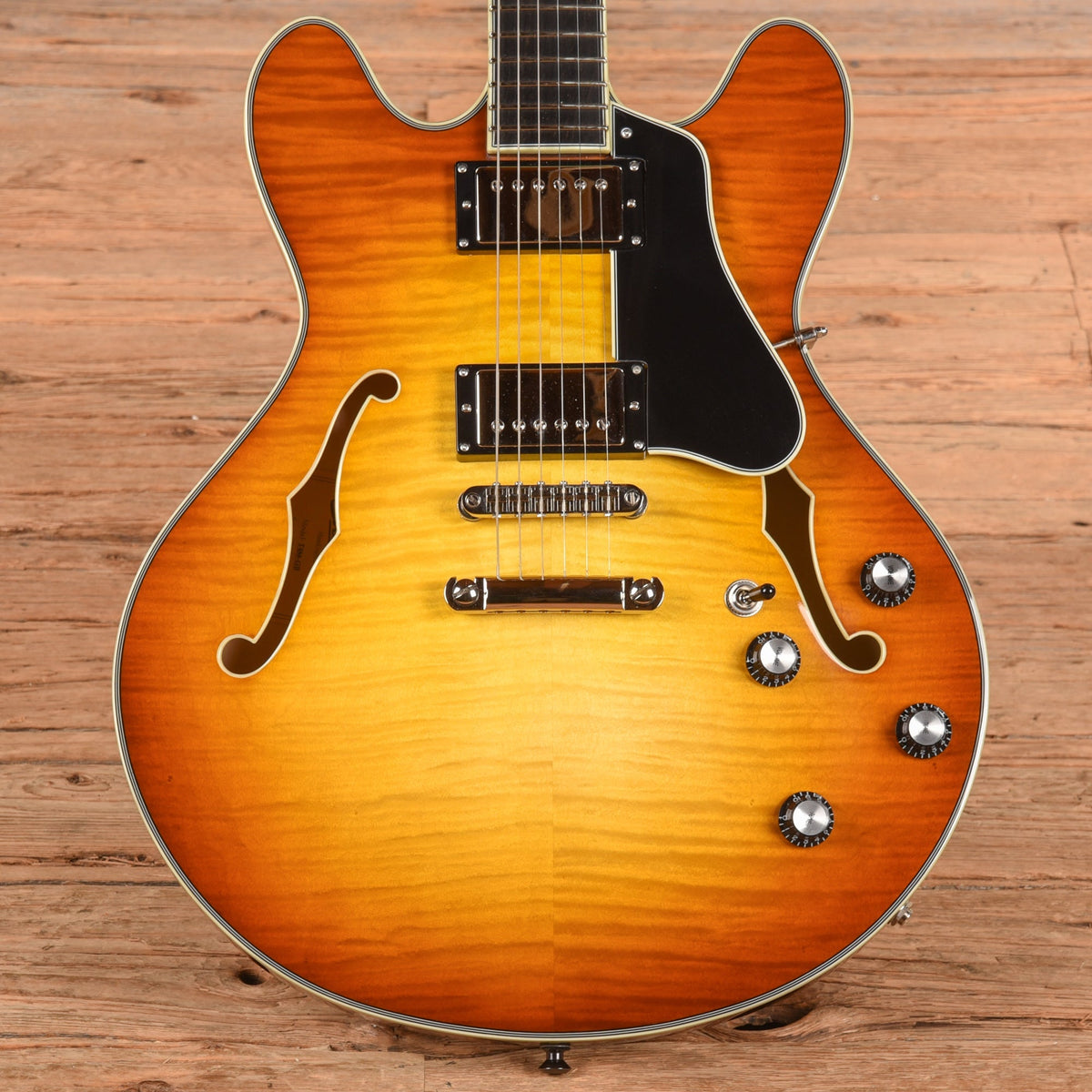 Eastman T486 Thinline Archtop Goldburst 2023