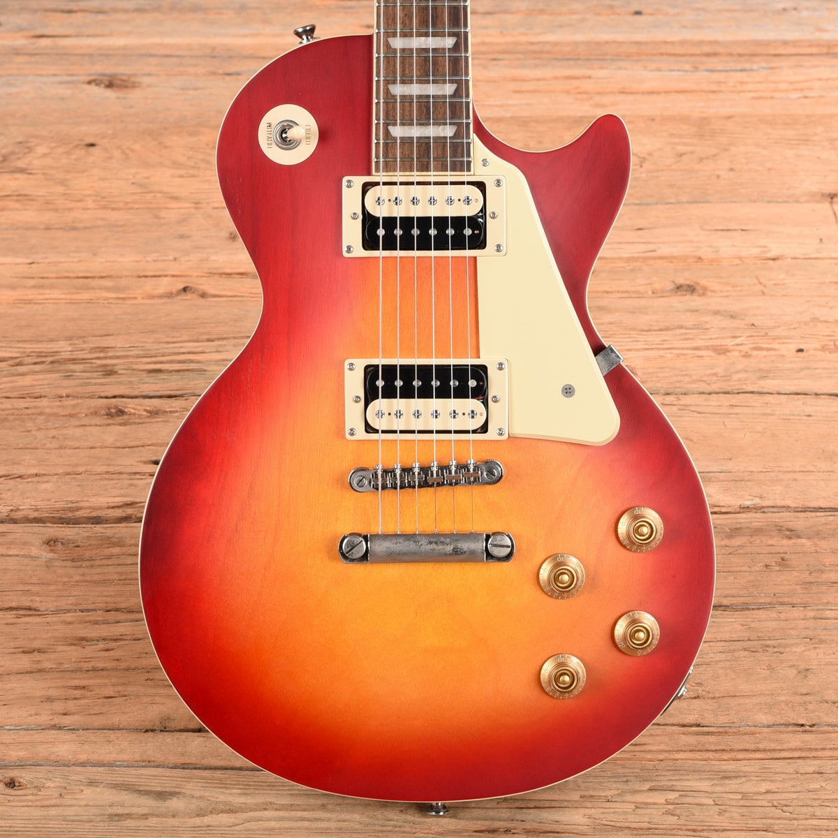 Epiphone Les Paul Classic Sunburst 2023
