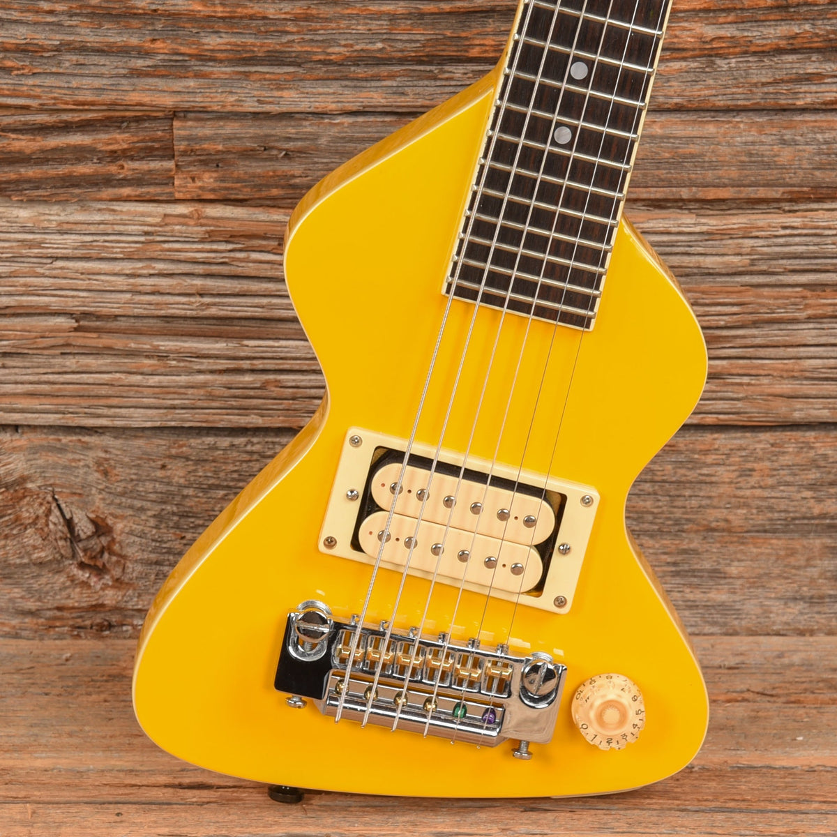 Erlewine Chiquita Travel Guitar Yellow