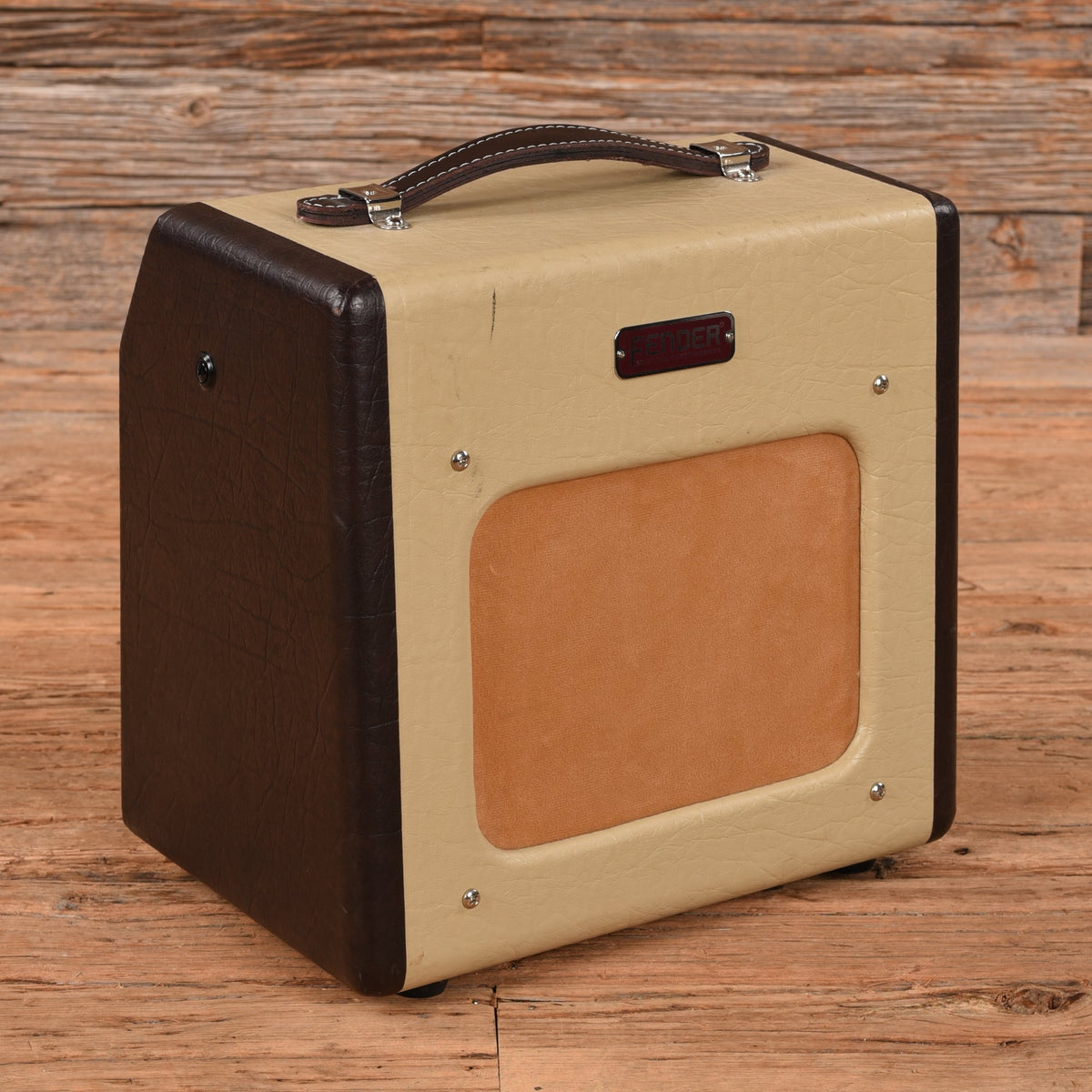 Fender Champion 600 5-Watt 1x6" Guitar Combo Amp
