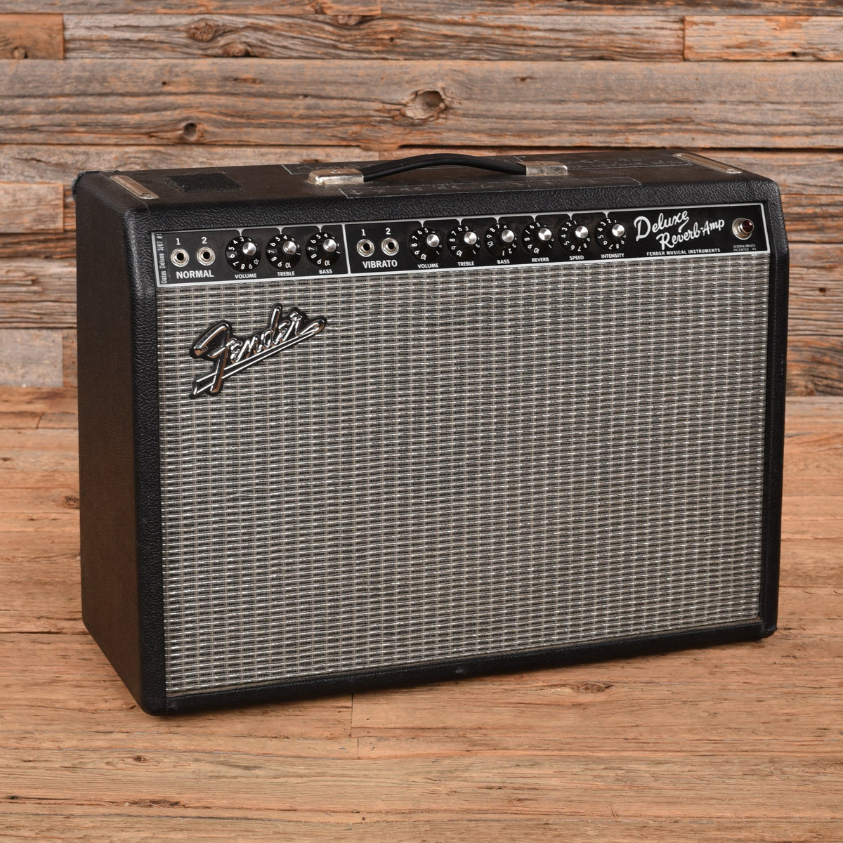 Fender Deluxe Reverb w/Road Case (John Oates)  2007
