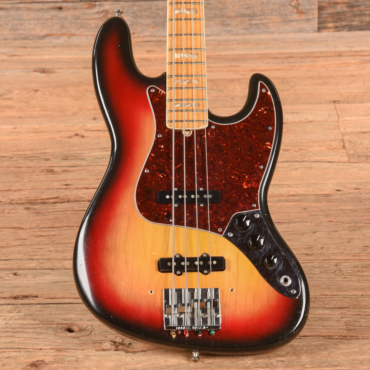 Fender Jazz Bass Sunburst 1974