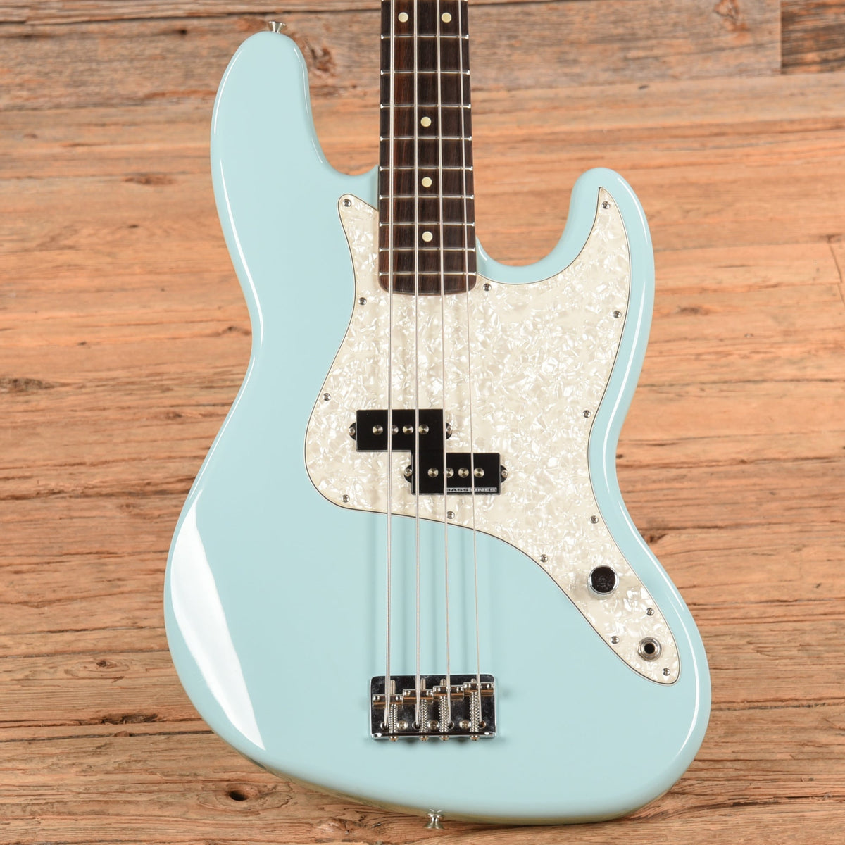 Fender Mark Hoppus Bass Daphne Blue 2002