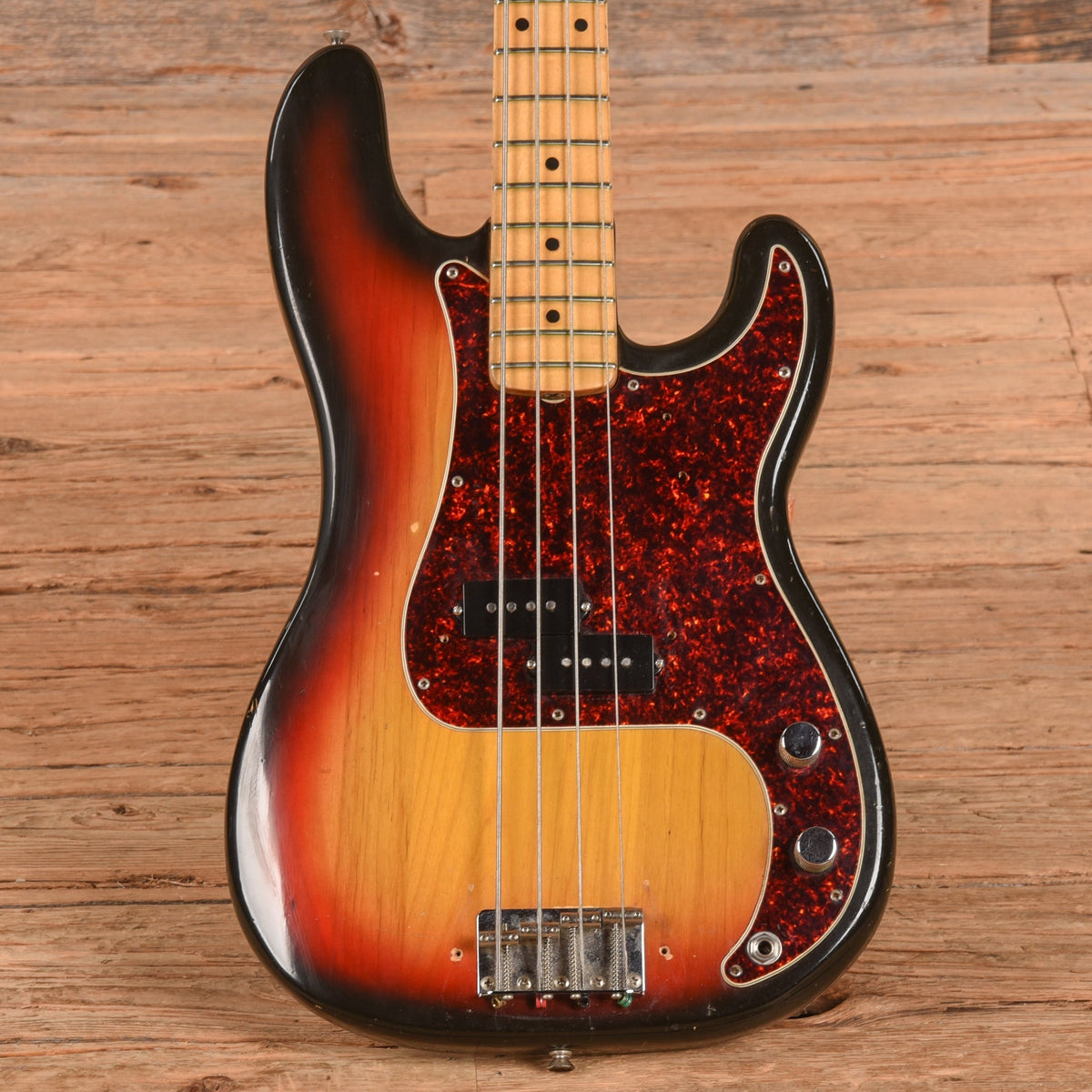 Fender Precision Bass Sunburst 1975
