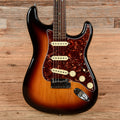 Fender AmericanDeluxe Stratocaster Sunburst 2005