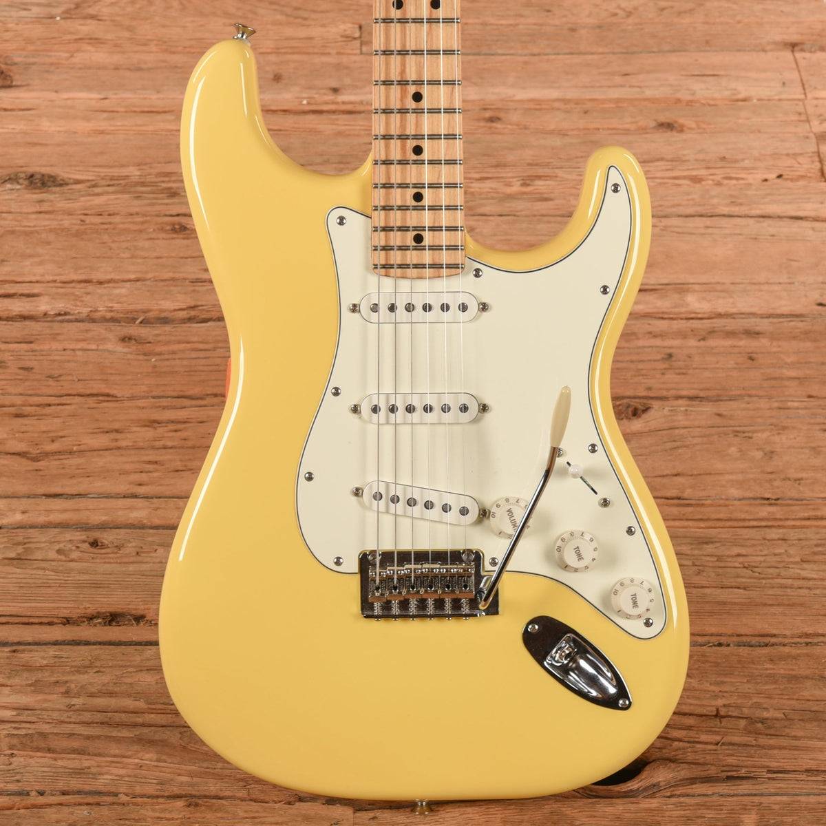 Fender Player Stratocaster Buttercream 2022