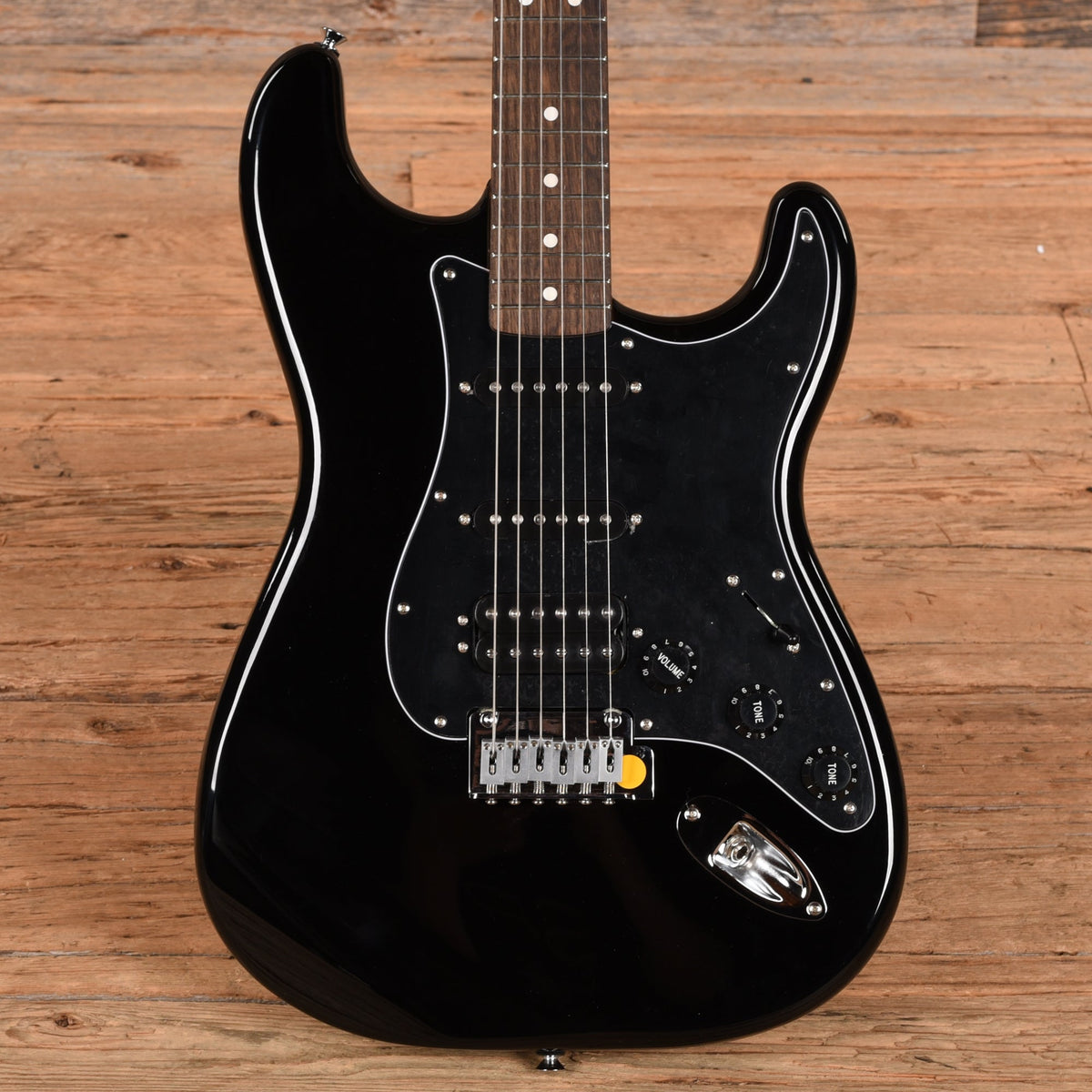 Fender Standard Stratocaster HSS Black