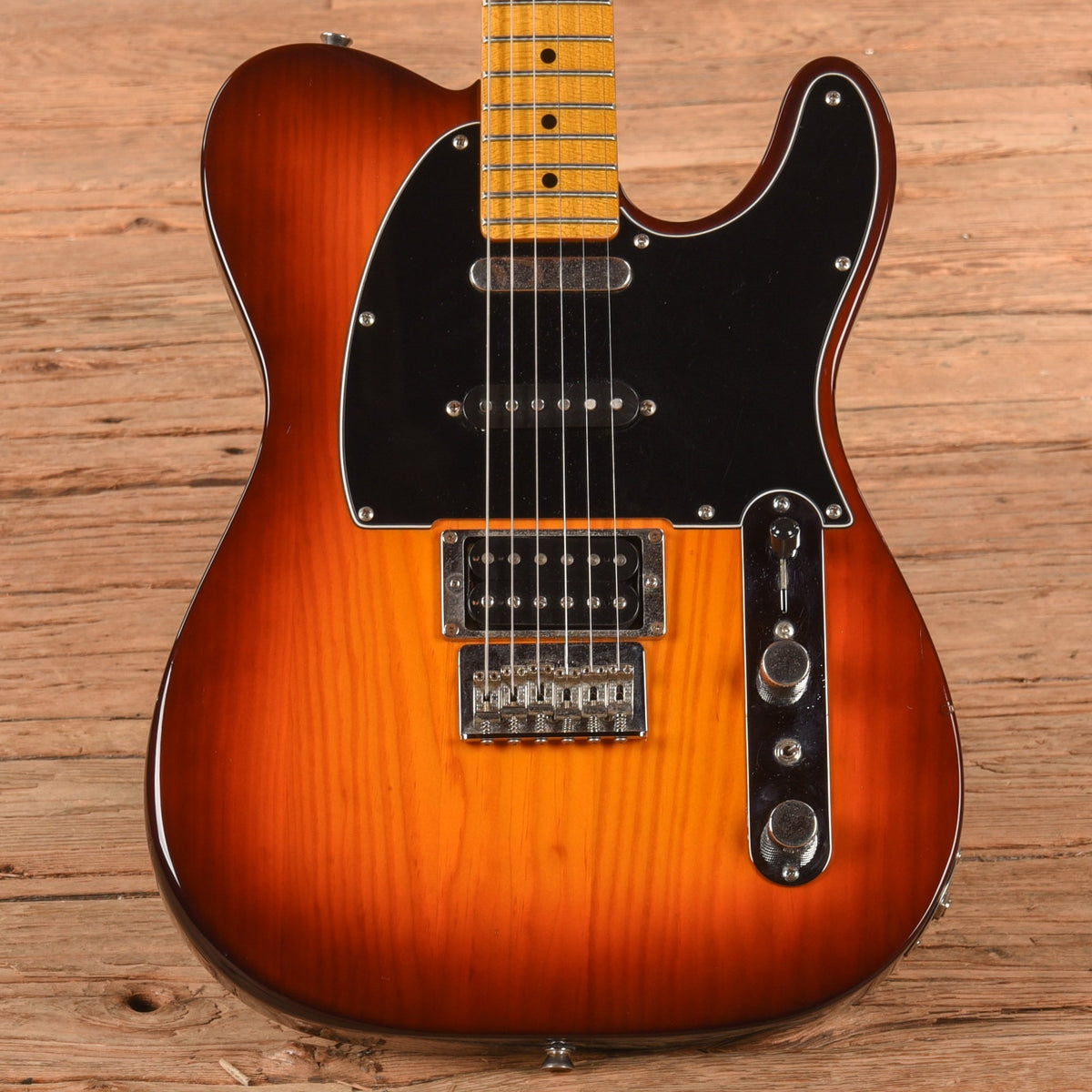 Fender Modern Player Telecaster Plus Honey Burst 2015