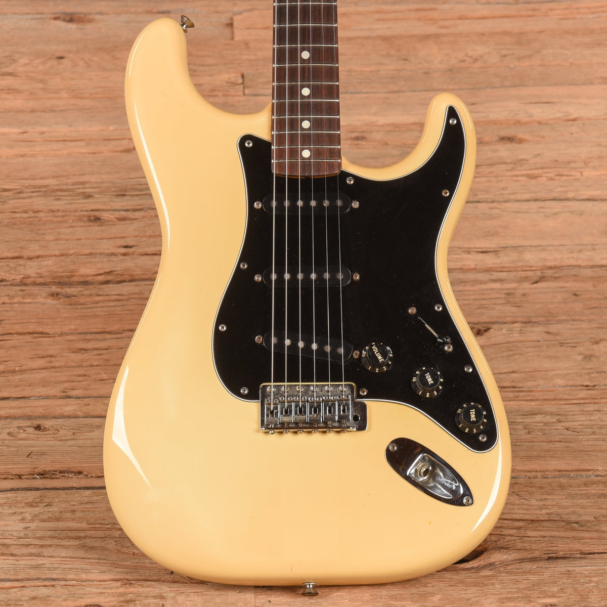 Fender Stratocaster White 1982