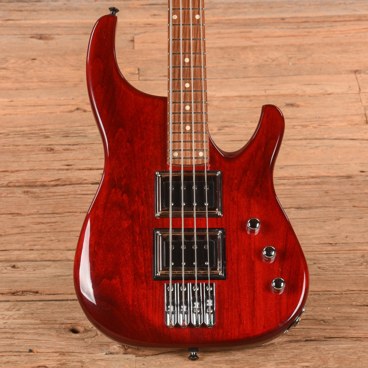G.Gould Short Scale Bass Red