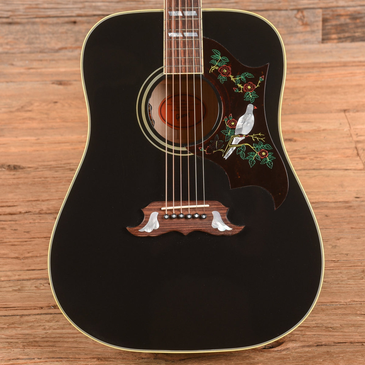 Gibson Dove Ebony 2024