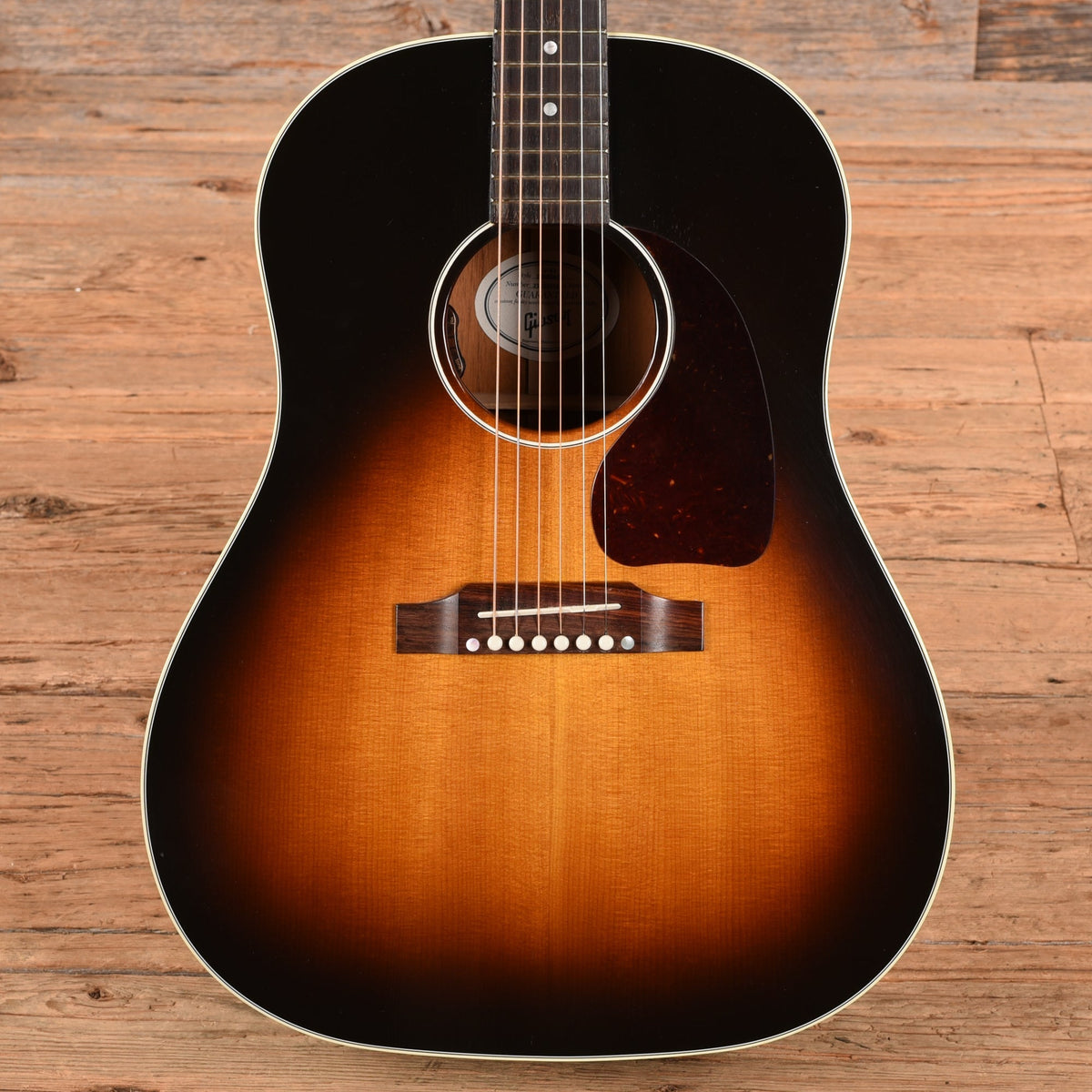 Gibson J-45 Standard Sunburst 2021