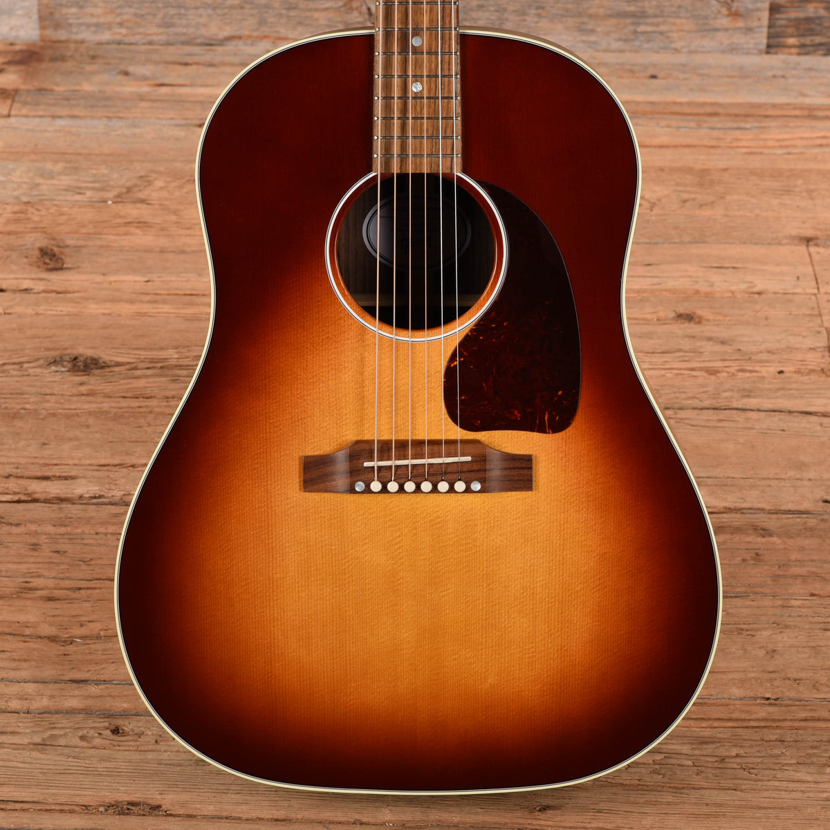 Gibson J-45 Studio Rosewood Cherry Sunburst 2019