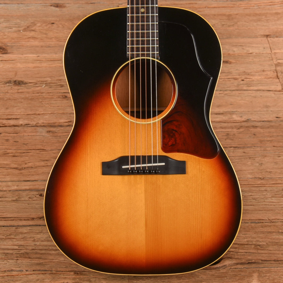 Gibson LG-1 Sunburst 1964