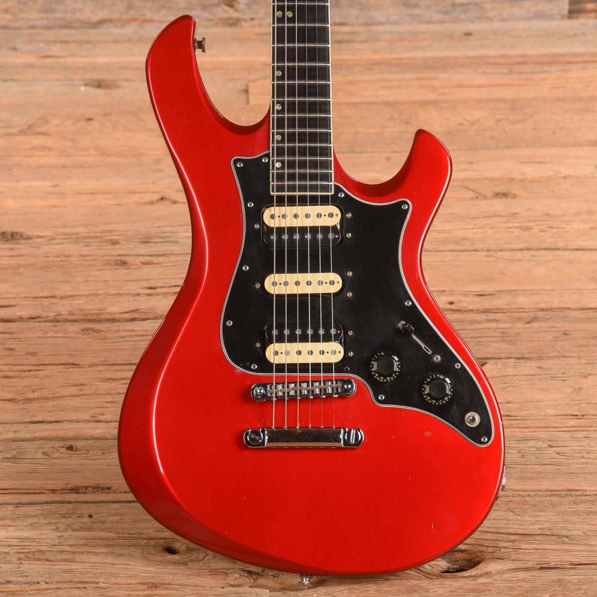 Gibson Victory MVX Candy Apple Red 1982