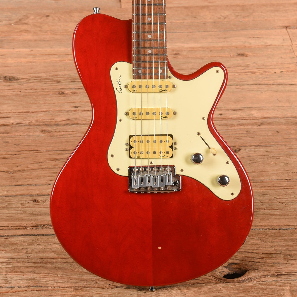 Godin Model SDxt Red