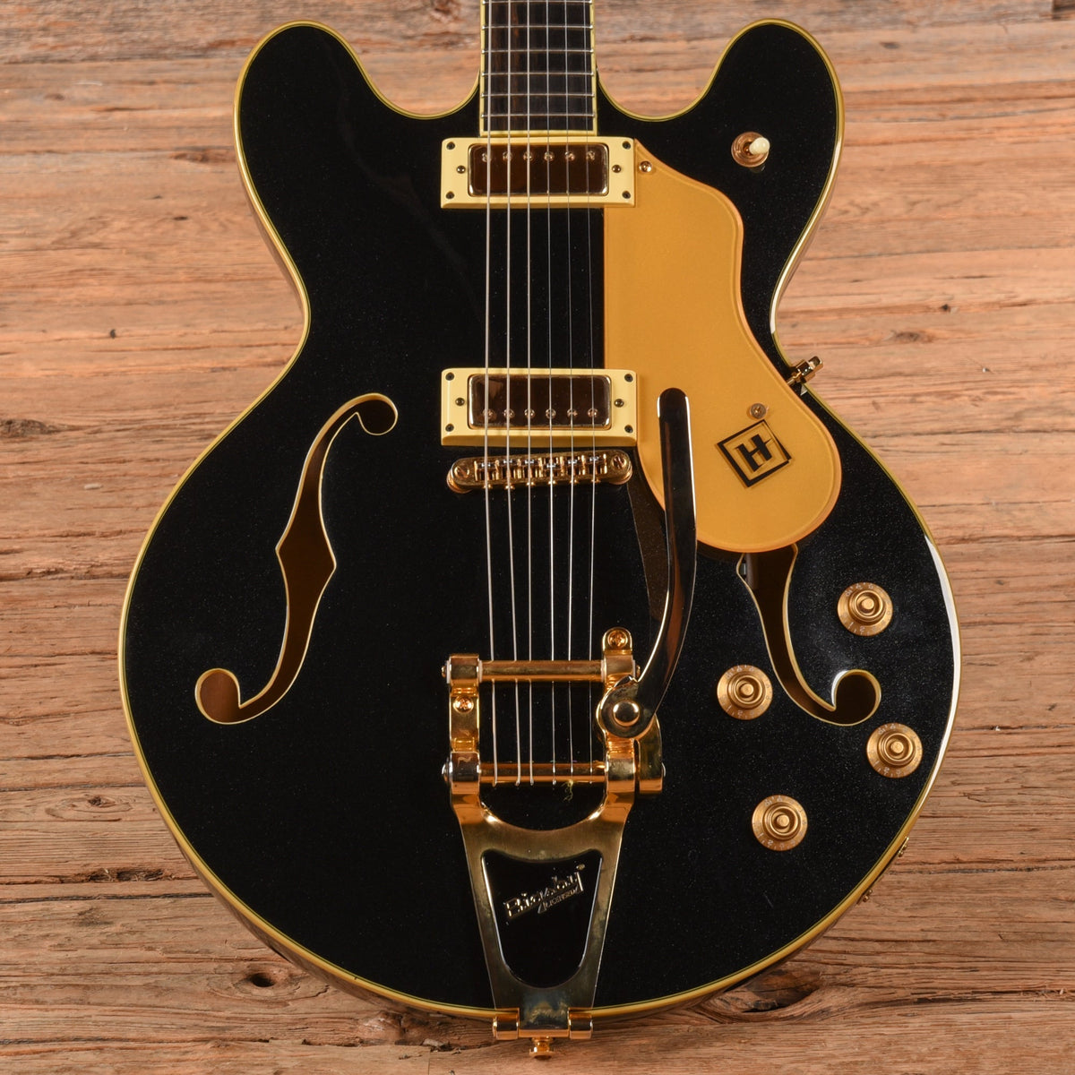 Hanson Chicagoan Black