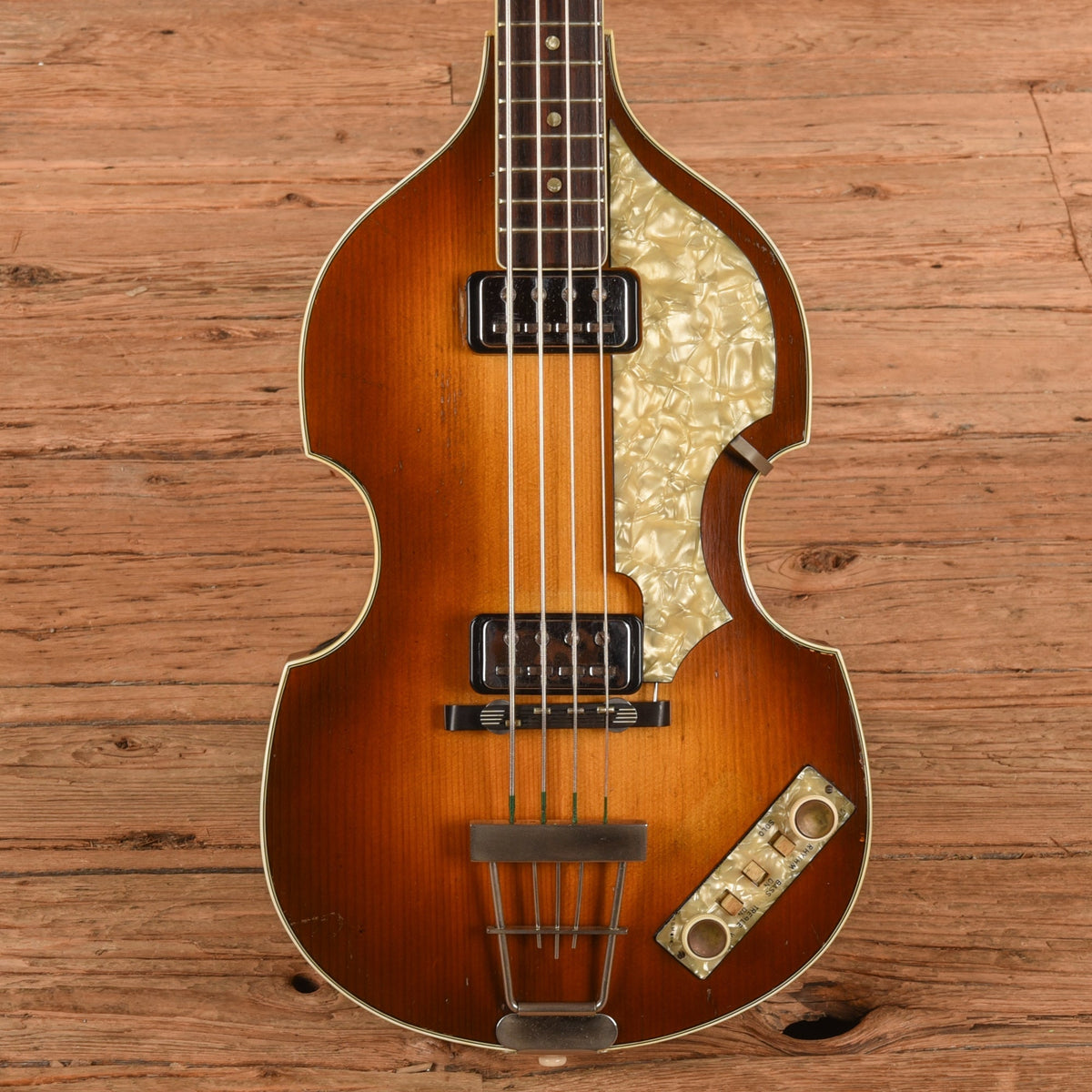 Hofner 500/1 Sunburst 1964
