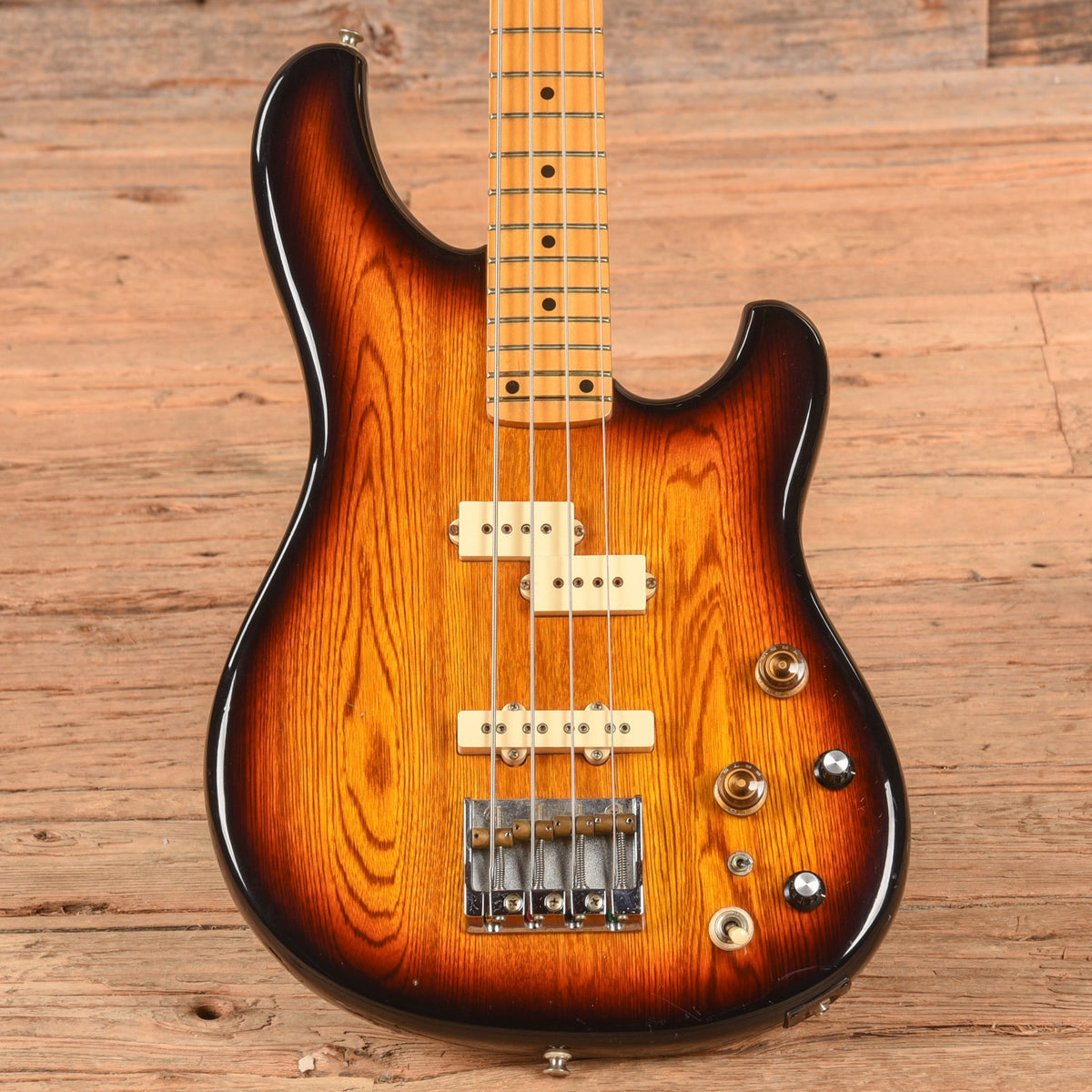 Ibanez Roadster Bass Sunburst 1981