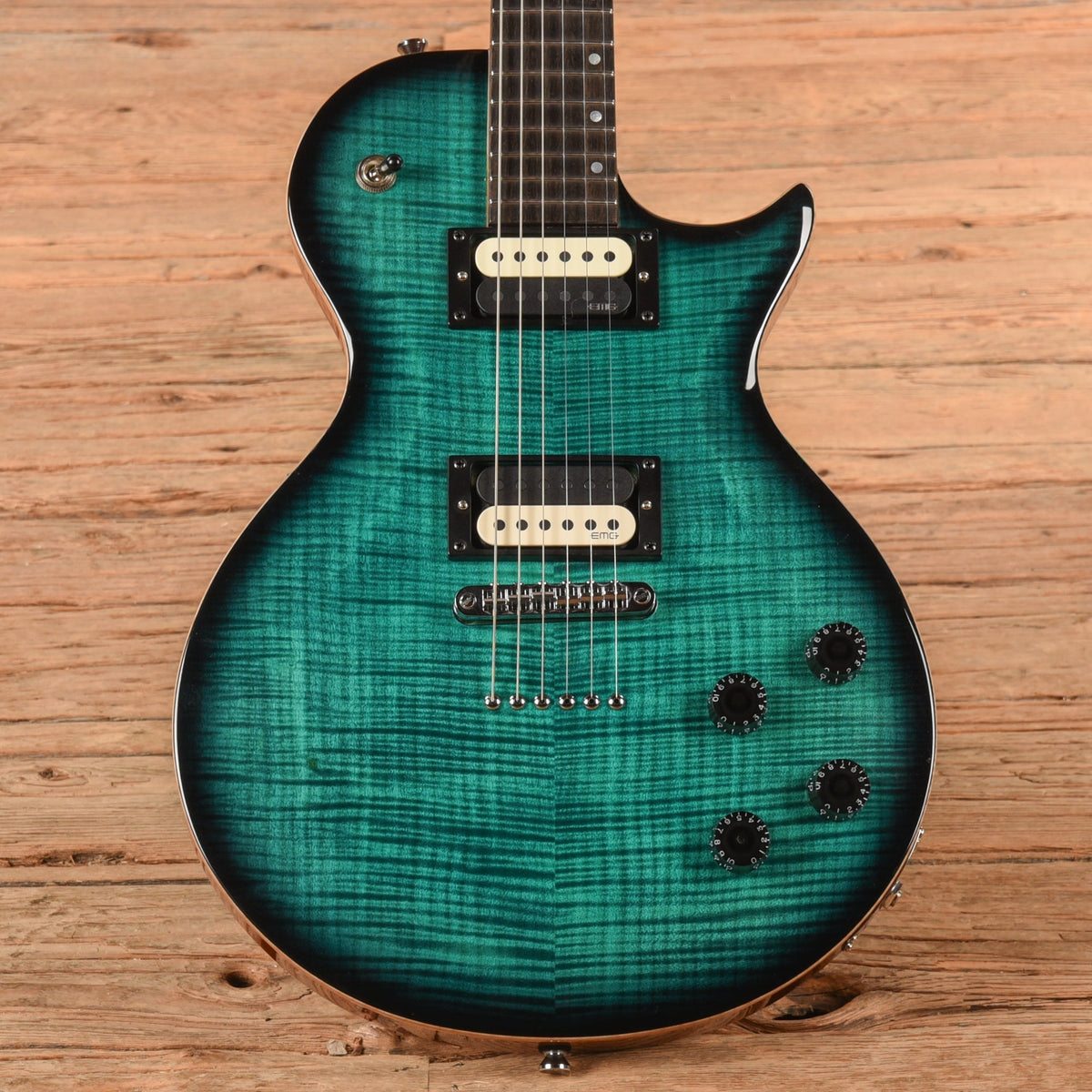 Kiesel CS6 Translucent Teal with Black Burst Edges 2022