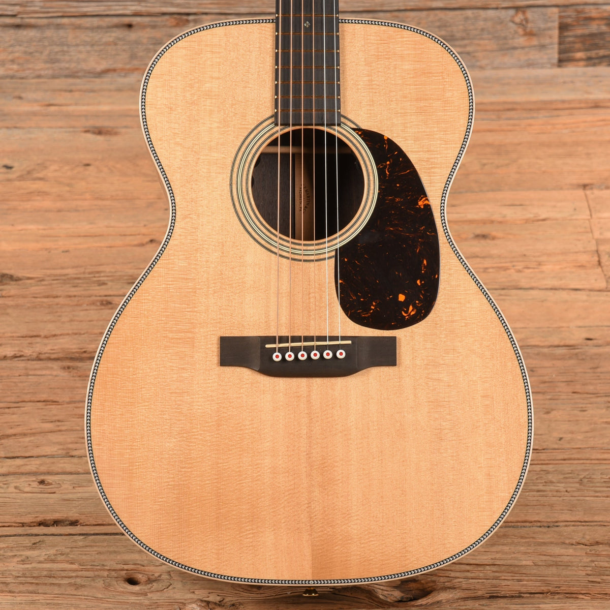 Martin 000-28E Modern Deluxe Natural 2024