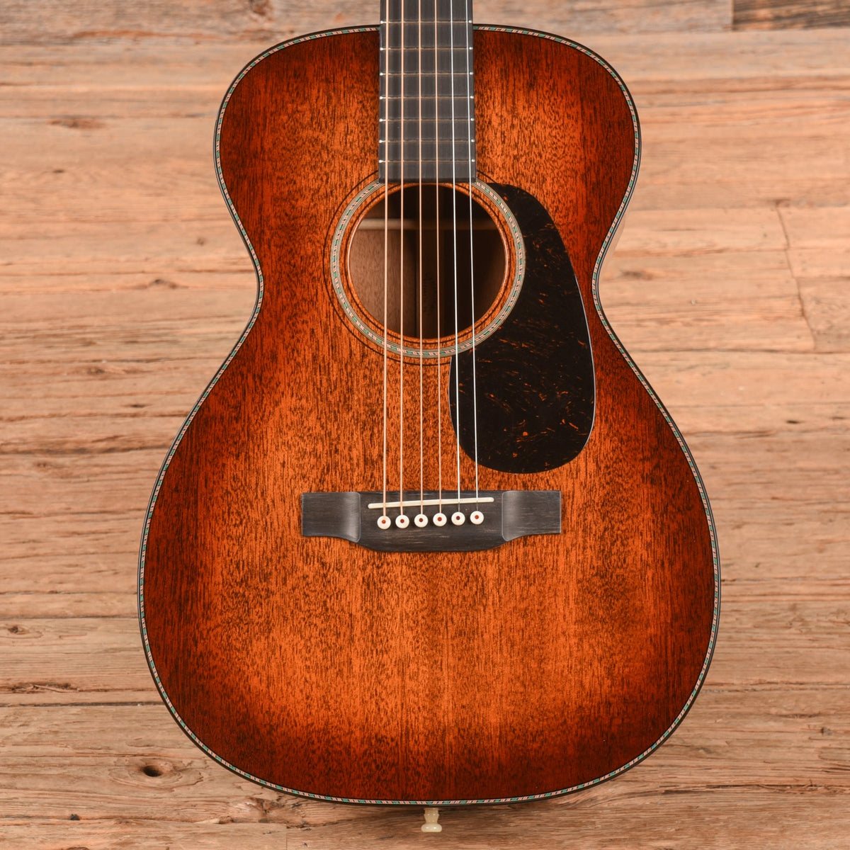 Martin Custom Shop 00-18 Style Deep Body Sunburst 2024