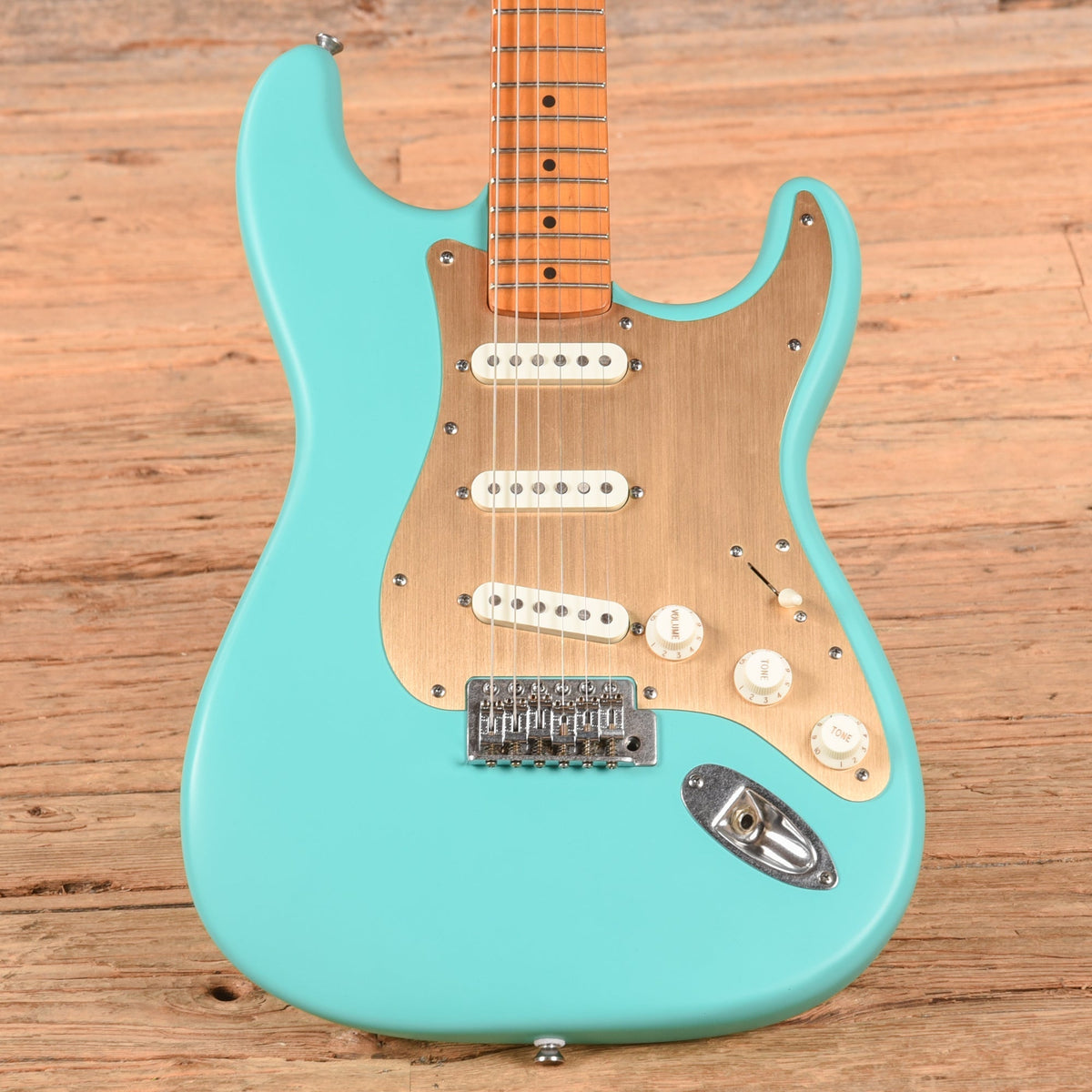 Squier 40th Anniversary Vintage Edition Stratocaster Satin Sea Foam Green