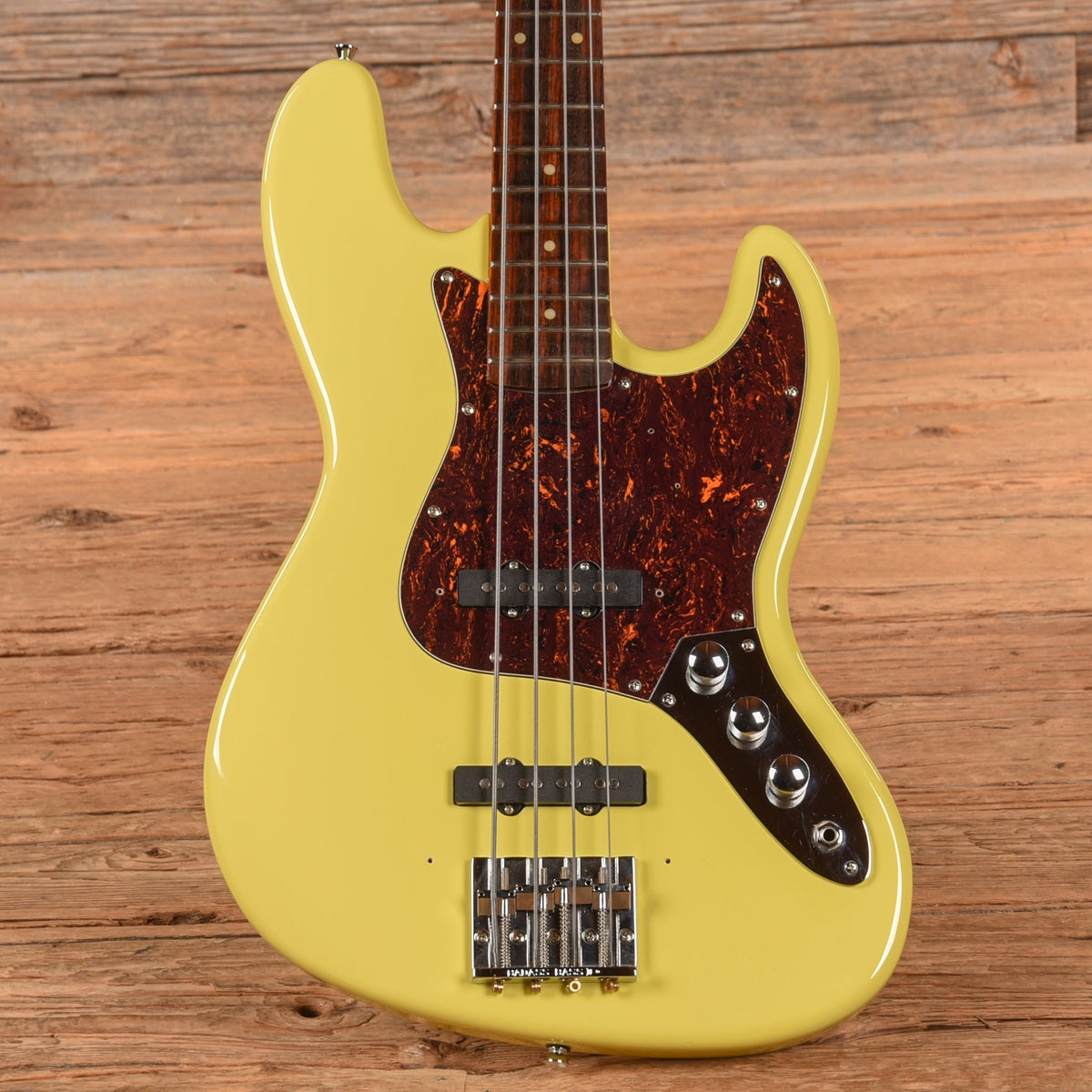 SX Guitars Vintage Series Bass Vintage White