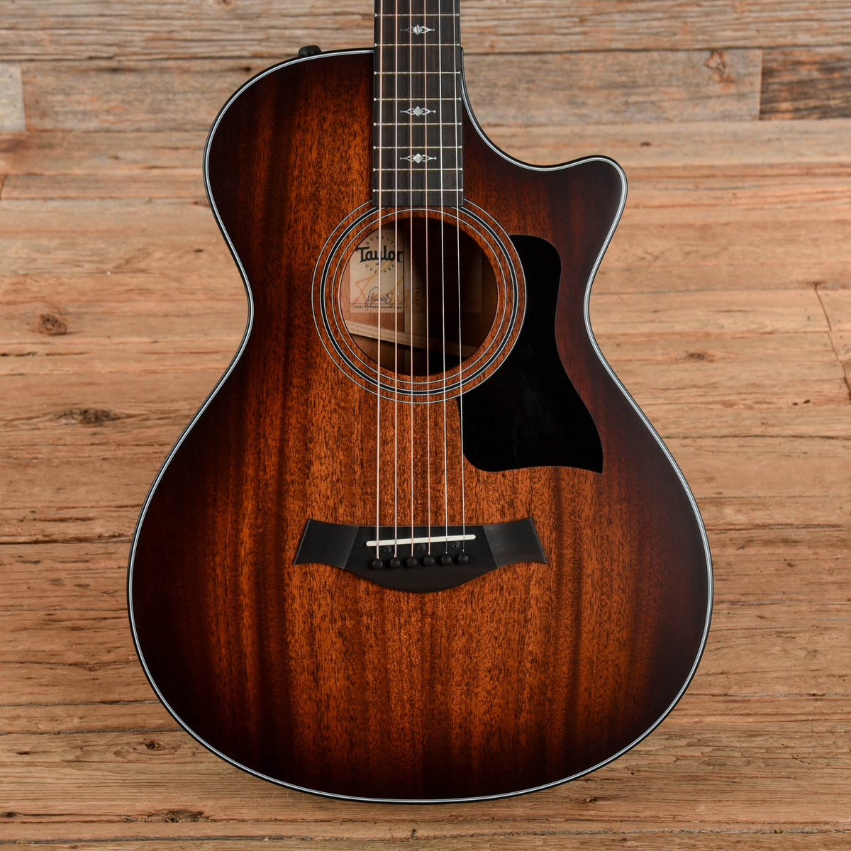 Taylor 322ce 12-Fret Sunburst 2023