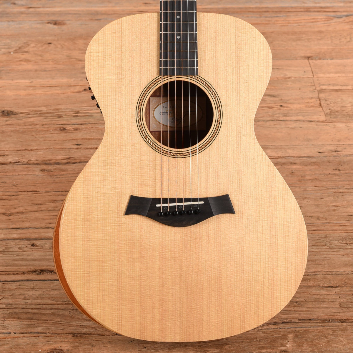 Taylor A12e Sitka/Sapele Grand Concert Natural 2017