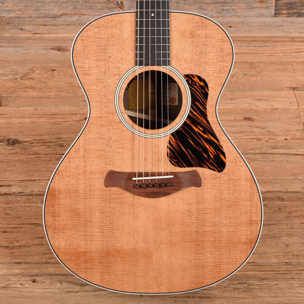 Taylor Gold Label 712e Natural 2026