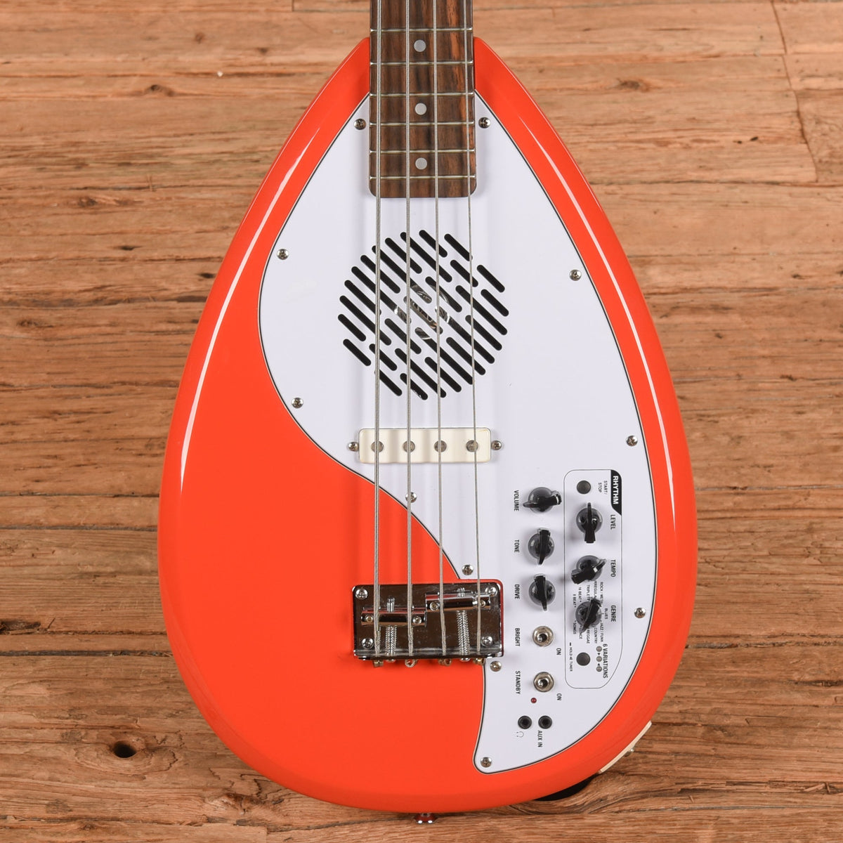 Vox Apache-1B Teardrop Travel Bass with Built-In Speaker Salmon Red